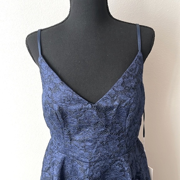 QUIZ Lace High Low Cocktail Party Dress in Midnight Blue Size Medium - Picture 5 of 11